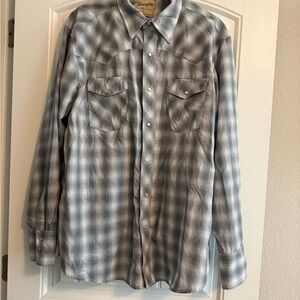 Wrangler Blue and White Plaid Men's Shirt